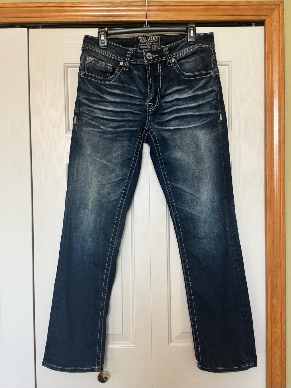 Salvage Jeans Mayhem Straight Size 31